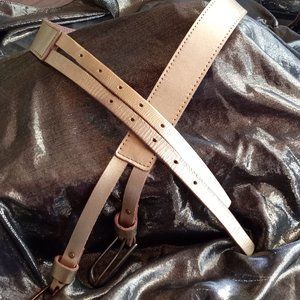 GAP LEATHER GOLD BELT  / MEDIUM